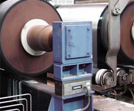 Web tension measurement and control from very small to very large forces up to 200 kN